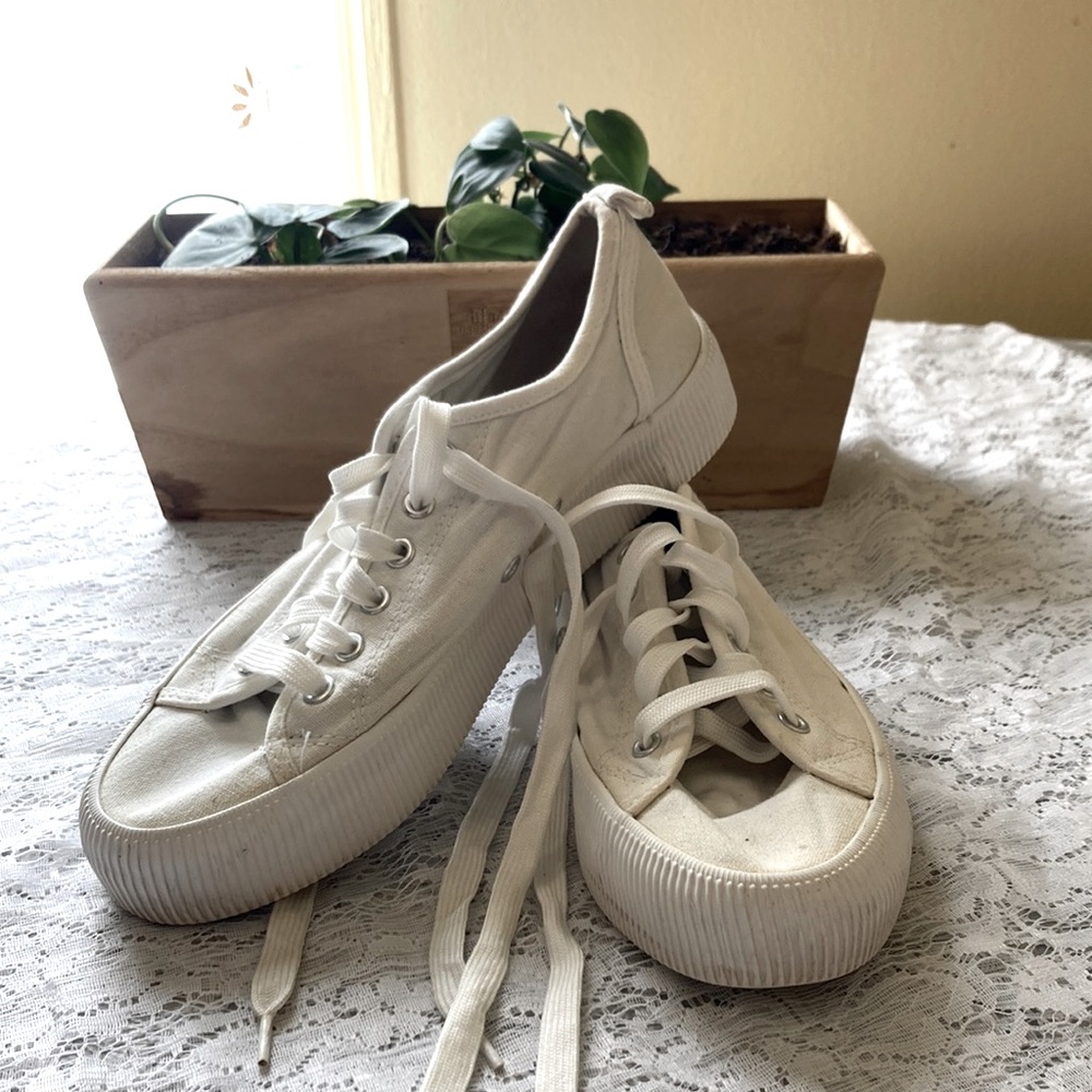 H&M white sneakers size 37